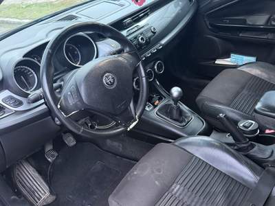 Alfa Romeo Giulietta Auto spettacolare usata Terni