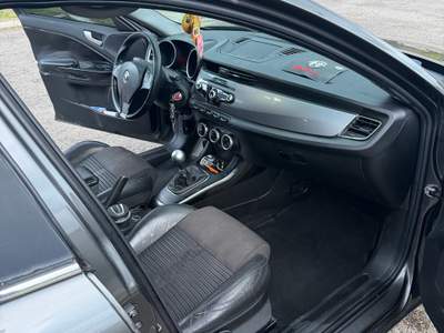 Alfa Romeo Giulietta Auto spettacolare usata Terni