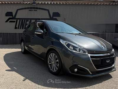 Peugeot 208 Utilitaria usata Marcianise