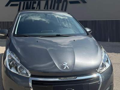 Peugeot 208 Utilitaria usata Marcianise
