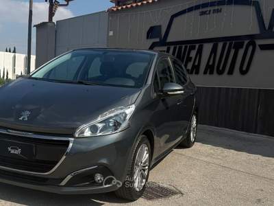Peugeot 208 Utilitaria usata Marcianise