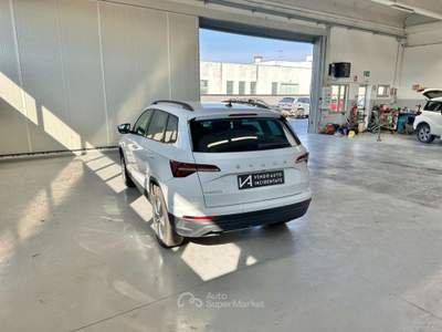 Skoda Karoq 2.0 TDI EVO SCR 115CV DSG EXECUTIVE Bianco usata Megliadino San Vitale