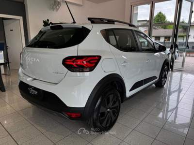 Dacia Sandero Sandero Stepway 1.2 Eco-G Extreme 120cv auto Bianco usata Piombino Dese