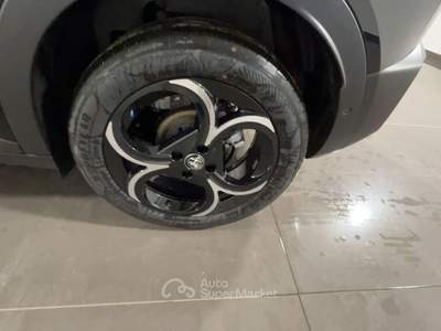 Alfa Romeo Junior Junior 1.2 ibrida Speciale 145cv edct6 Nero usata Piombino Dese
