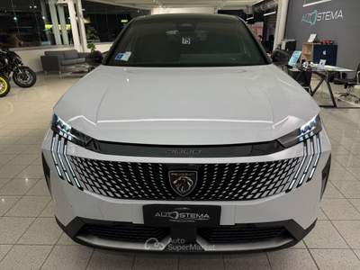 Peugeot 3008 3008 1.2 hybrid GT 145cv e-dcs6 Bianco usata Piombino Dese
