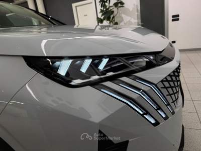 Peugeot 3008 3008 1.2 hybrid GT 145cv e-dcs6 Bianco usata Piombino Dese