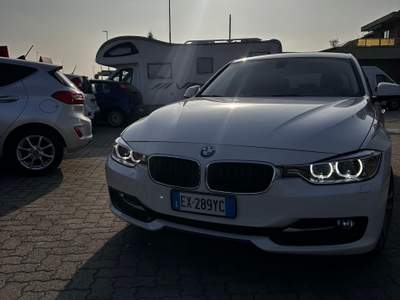 BMW Serie 3 316i auto perfetta e adatta ai neopatentati Bianco usata Brandizzo