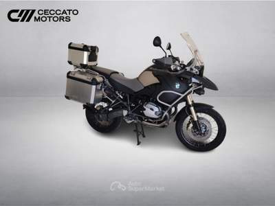 BMW Serie 5 518i Adventure Abs my10 Nero usata Padova