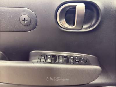 Hyundai Inster  49 kwh xclass+ap Verde usata Firenze