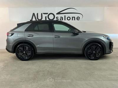 Volkswagen T-Roc 1.5 etsi R-Line 150cv dsg Rosso usata Dogana