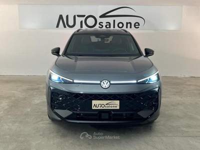 Volkswagen T-Roc 1.5 etsi R-Line 150cv dsg Rosso usata Dogana