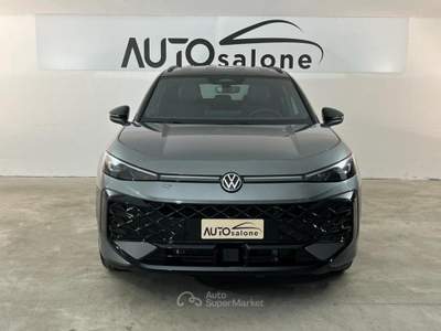 Volkswagen T-Roc 1.5 etsi R-Line 150cv dsg Rosso usata Dogana