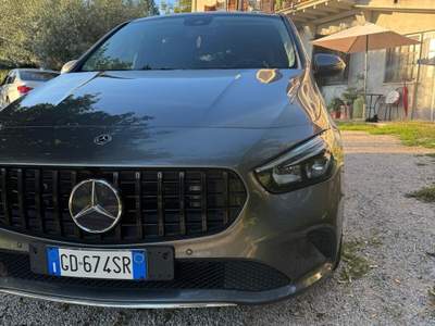 Mercedes-Benz Classe B B 180 d Automatic Sport Grigio usata Valmontone