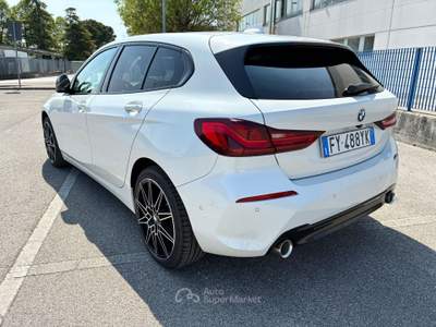 BMW Serie 1 118i 118 118i 5p. Sport Aut. - cerchi 19 - nuovo modello Bianco usata Maserà di Padova