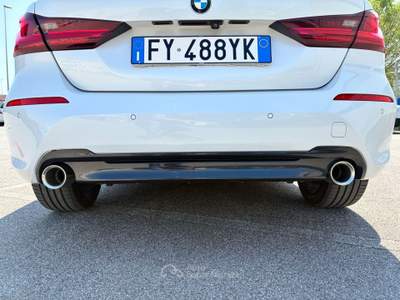 BMW Serie 1 118i 118 118i 5p. Sport Aut. - cerchi 19 - nuovo modello Bianco usata Maserà di Padova