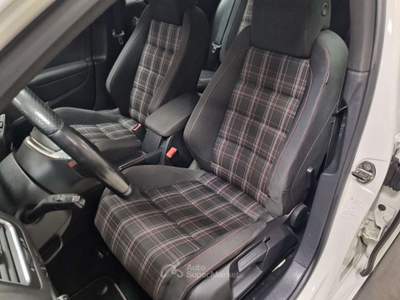 Volkswagen Golf Golf 2.0 TSI 5p. GTI Bianco usata Moncalieri