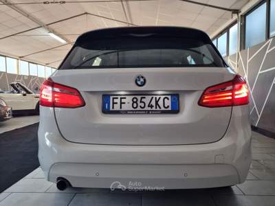 BMW Serie 2 Active Tourer 216d Cambio Automatico Bianco usata larciano