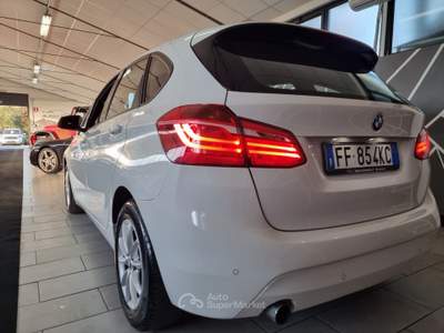 BMW Serie 2 Active Tourer 216d Cambio Automatico Bianco usata larciano