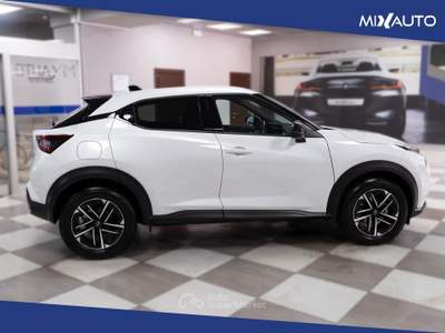 Nissan Juke 1.0 DIG-T N-Connecta 114CV DCT Bianco usata Latina