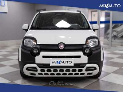 Fiat Panda Pandina Cross 1.0 Firefly Hybrid S&amp;S 70CV Bianco usata Latina