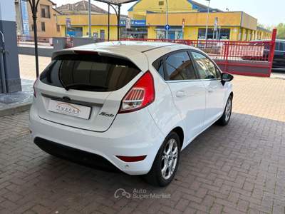 Ford Fiesta Ford Fiesta 1.5 TDCi Titanium AUTOCARRO DISTRIBUZIONE ESEGUITA #10331 Bianco usata Alessandria