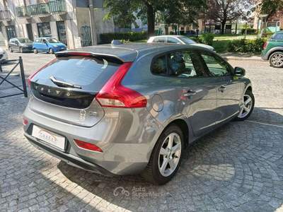 Volvo V40 Business 2.0 D2 Grigio usata Novara