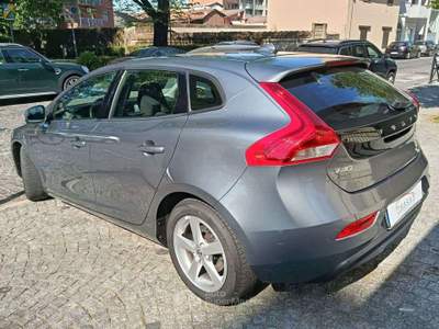 Volvo V40 Business 2.0 D2 Grigio usata Novara