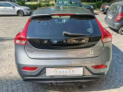 Volvo V40 Business 2.0 D2 Grigio usata Novara