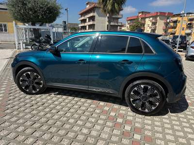 Fiat 600 Hybrid 100 CV DCT MHEV La Prima Verde usata Sant'Anastasia