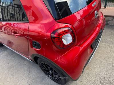 Smart ForFour 90 0.9 Turbo twinamic CROSSTOWN Rosso usata CURTI