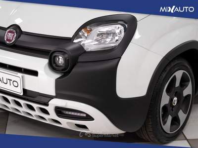 Fiat Panda Pandina Cross 1.0 Firefly Hybrid S&amp;S 70CV Bianco usata Latina