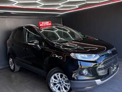Ford EcoSport TDCi 95 CV Titanium S 10/2016 Nero usata Teverola