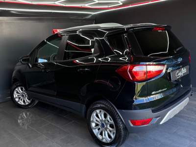 Ford EcoSport TDCi 95 CV Titanium S 10/2016 Nero usata Teverola
