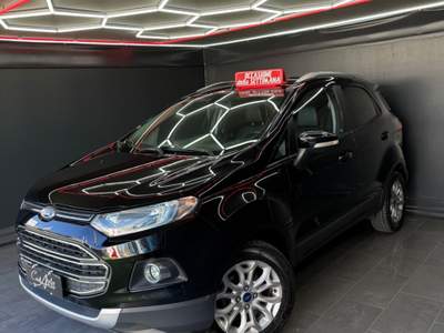 Ford EcoSport TDCi 95 CV Titanium S 10/2016 Nero usata Teverola