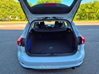 Ford Focus Focus 1.5 EcoBlue 120 CV automatico SW Business Co-Pilot Bianco usata Ferrara