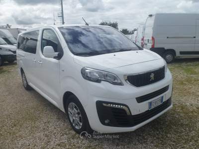 Peugeot Traveller 9 posti maxi Bianco usata San Michele Salentino