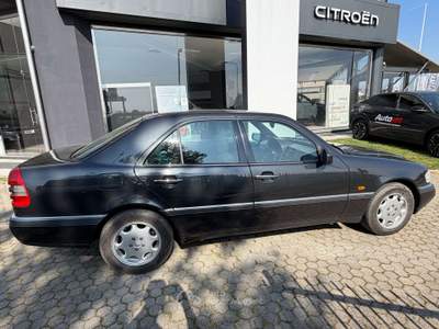 Mercedes-Benz Classe C Classe C 180 Berlina Elegance Grigio usata Ciriè
