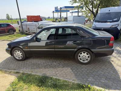 Mercedes-Benz Classe C Classe C 180 Berlina Elegance Grigio usata Ciriè