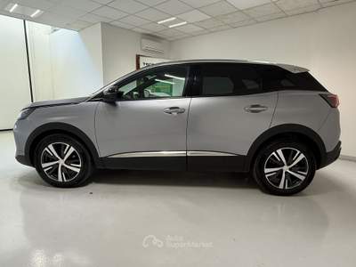 Peugeot 3008 3008 1.2 PureTech Turbo Allure Pack S&S 130CV Argento usata Caravaggio