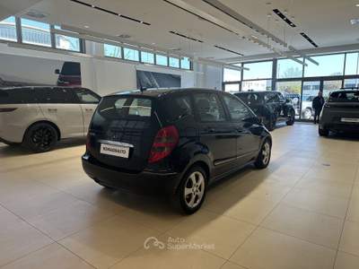 Mercedes-Benz Classe A A 150 Avantgarde Hatchback Nero usata Forlì