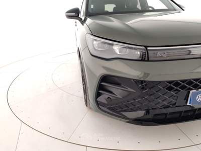 Volkswagen Tiguan 2.0 TDI 142KW SCR R-Line Plus DSG 4M Verde usata Massa