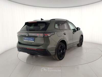 Volkswagen Tiguan 2.0 TDI 142KW SCR R-Line Plus DSG 4M Verde usata Massa