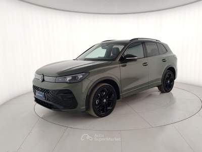 Volkswagen Tiguan 2.0 TDI 142KW SCR R-Line Plus DSG 4M Verde usata Massa