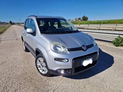 Fiat Panda Turbo Natural Power Trekking Argento usata Gravina in Puglia