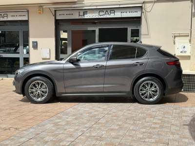Alfa Romeo Stelvio AT8 Q4 Executive Grigio usata SANTERAMO IN COLLE