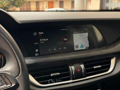 Alfa Romeo Stelvio AT8 Q4 Executive Grigio usata SANTERAMO IN COLLE