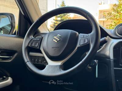 Suzuki Vitara V-Cool 120 cv Bianco usata SANTERAMO IN COLLE