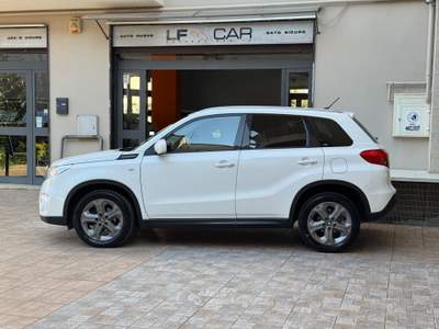 Suzuki Vitara V-Cool 120 cv Bianco usata SANTERAMO IN COLLE