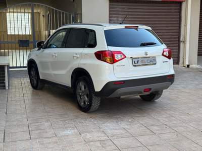 Suzuki Vitara V-Cool 120 cv Bianco usata SANTERAMO IN COLLE