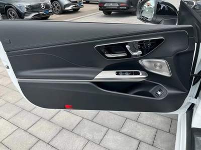 Mercedes-Benz CLE Mercedes-Benz CLE 200 Cabrio AMG Line (Night Edition) 4Matic Bianco usata San Marino
